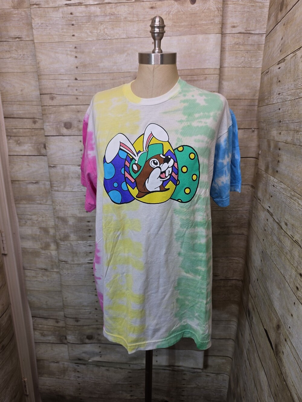 Buc-ee's Tie-Dye Bunny Graphic Tee - Pastel Multicolor